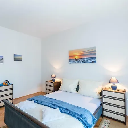 Apartment Victoria