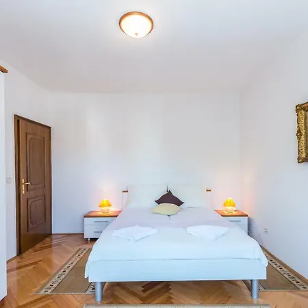 Apartment Victoria