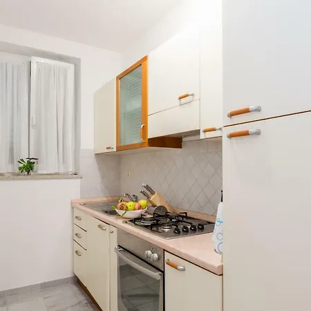 Victoria Apartment